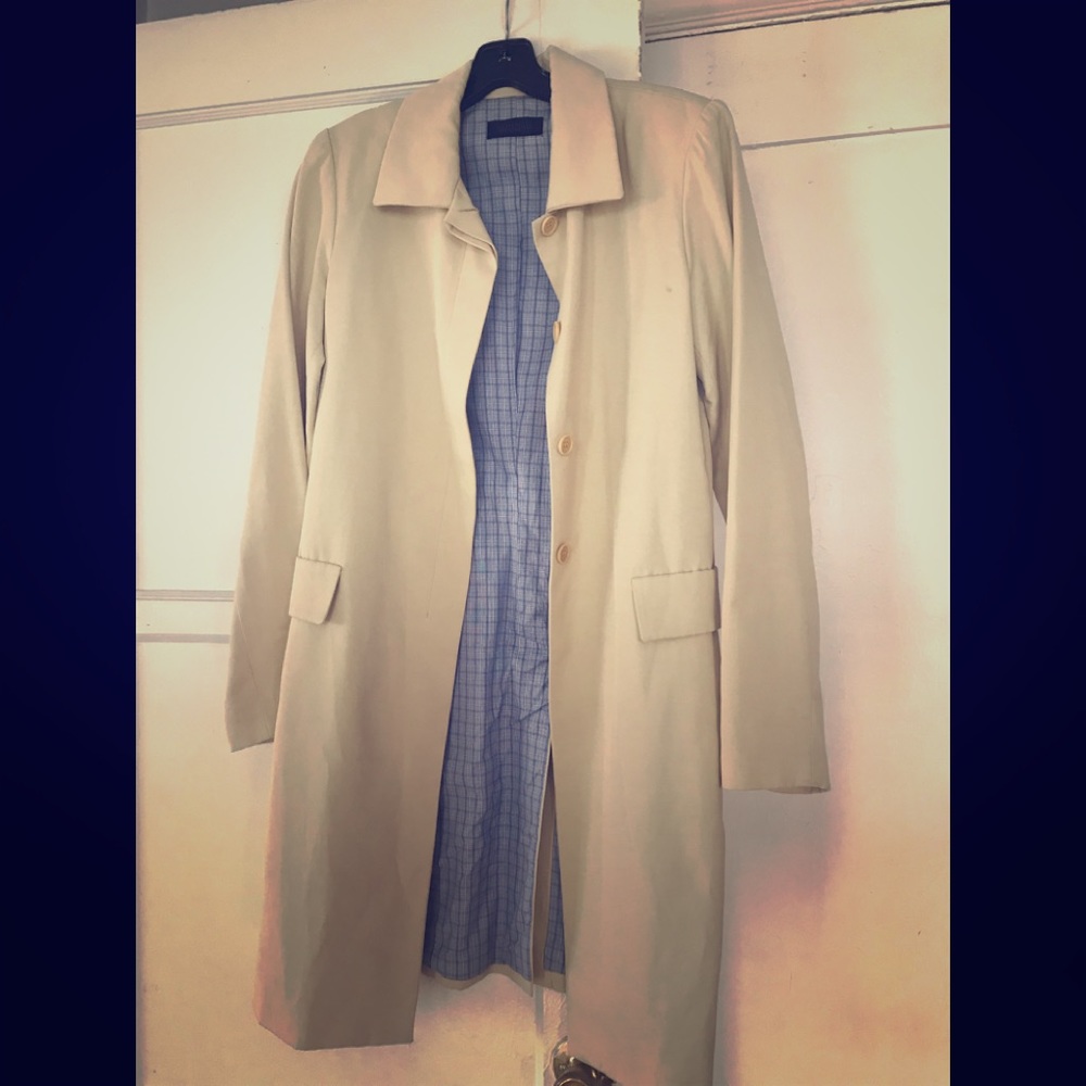 Quarter length coat